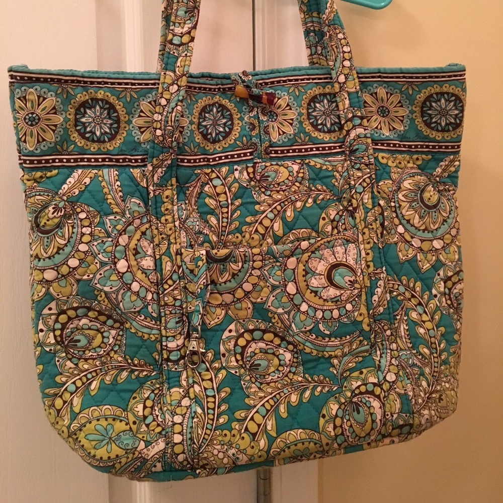 Vera Bradley tote bag